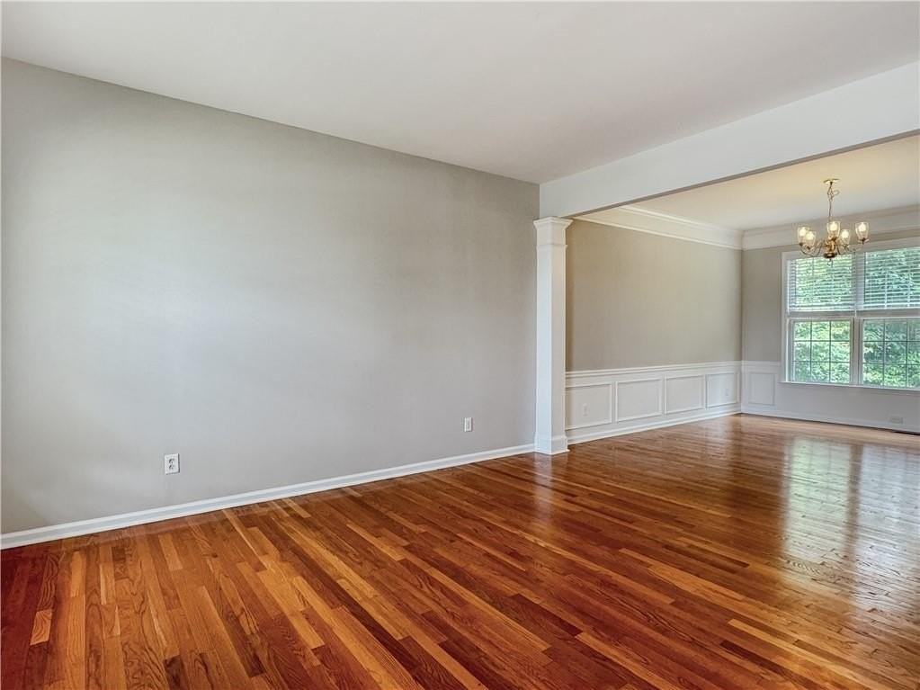 705 Redrift Ct - Photo 4 of 34
