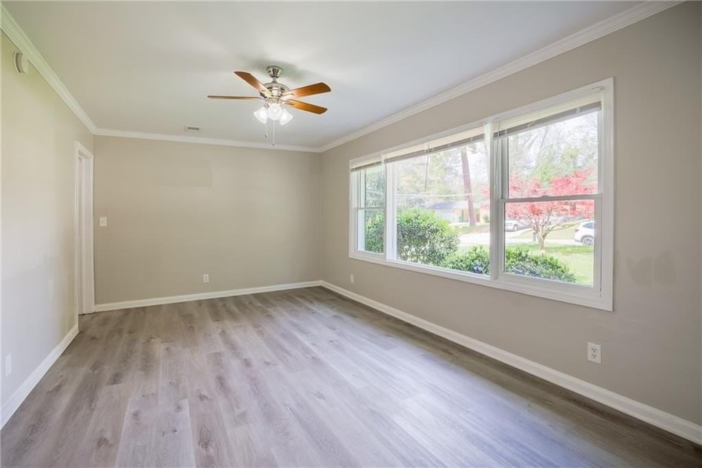 2945 Belvedere Ln - Photo 4 of 23