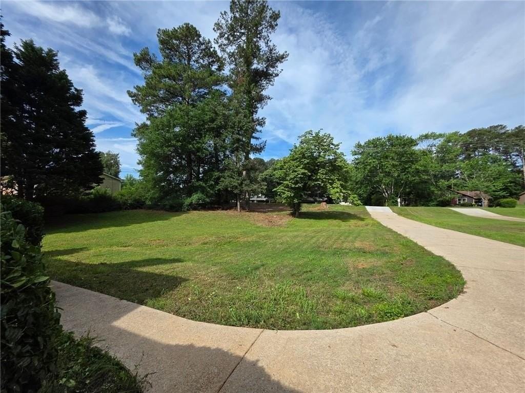 102 Park Place Dr - Photo 2 of 16
