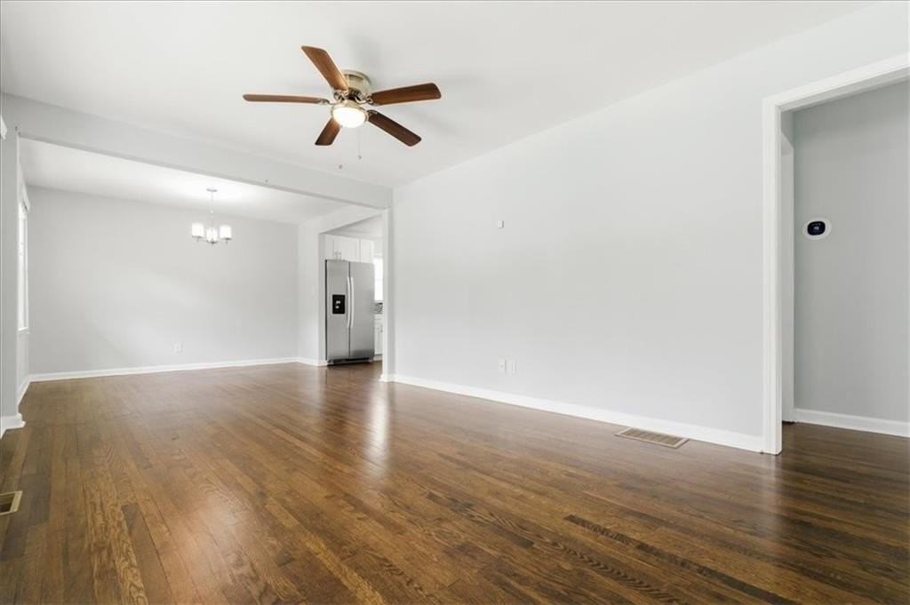2705 Lincoln Ct Nw - Photo 5 of 25
