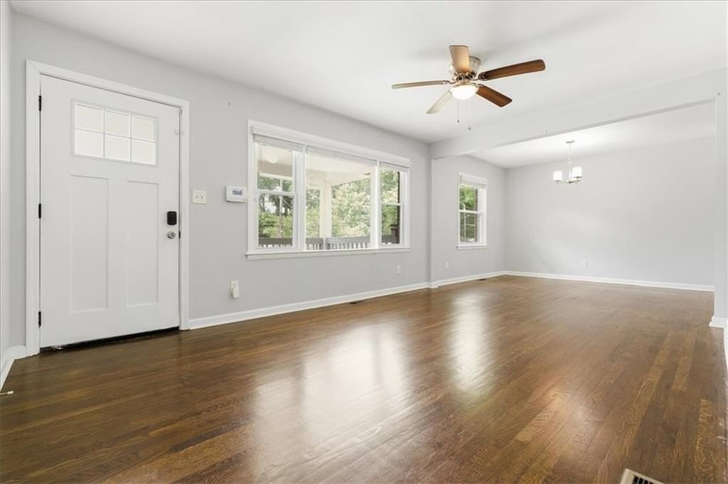 2705 Lincoln Ct Nw - Photo 7 of 25