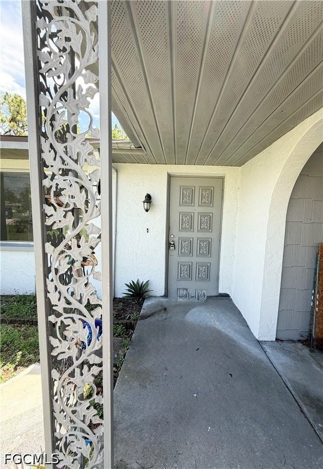 929 Se 24th Ave #A - Photo 2 of 11