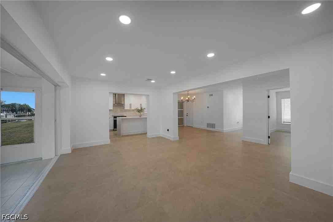 27381 Voyageur Dr - Photo 7 of 43