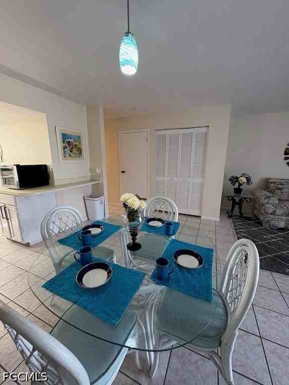 1005 Sw 48th Ter #8 - Photo 5 of 31