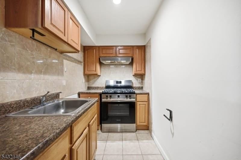 89 Ferry St #2 - Photo 4 of 16