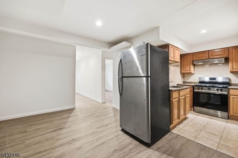 89 Ferry St #2 - Photo 5 of 16