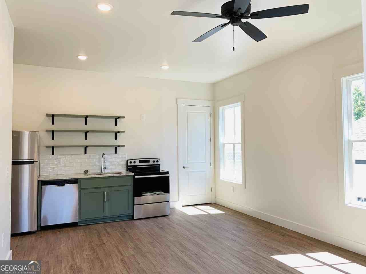 711B Jefferson St - Photo 5 of 23