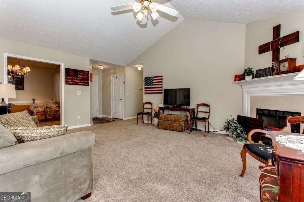 6229 Huckleberry Rdg - Photo 4 of 17
