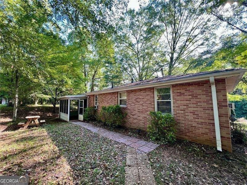 3743 Jiles Rd Nw - Photo 4 of 21