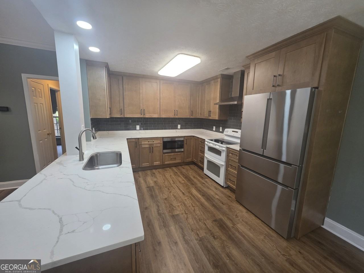 135 Kingsbrooke Cir - Photo 6 of 18