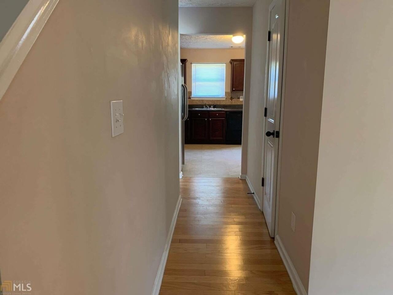 25 Wexford Way - Photo 2 of 34
