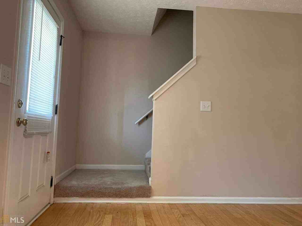 25 Wexford Way - Photo 3 of 34