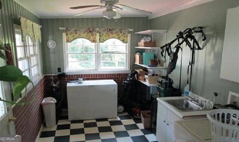 2285 Elmridge Dr - Photo 6 of 9