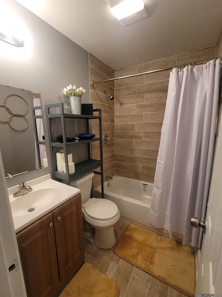 281 Chatsworth St - Photo 6 of 7