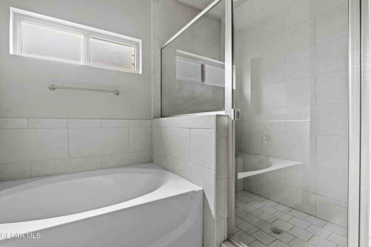348 San Jose Ct - Photo 6 of 24