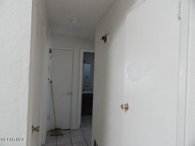 606 White Cliffs Dr #A - Photo 4 of 9