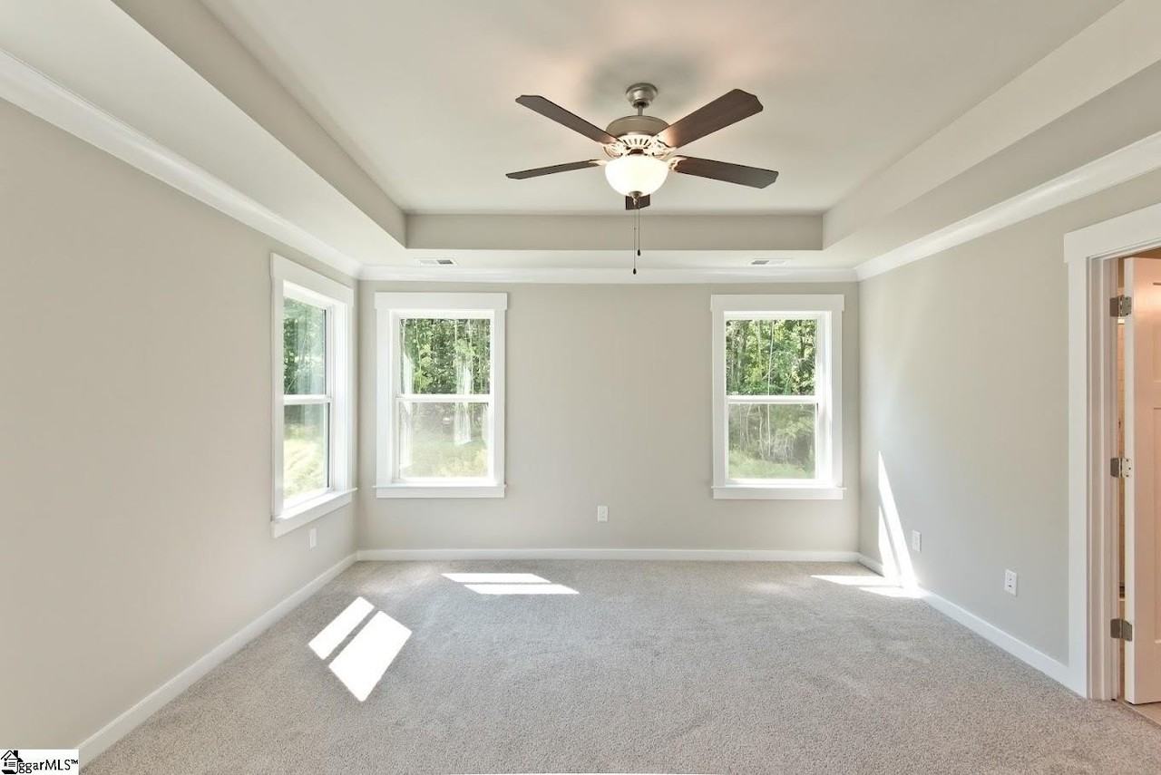 100 Evergrace Way - Photo 4 of 15
