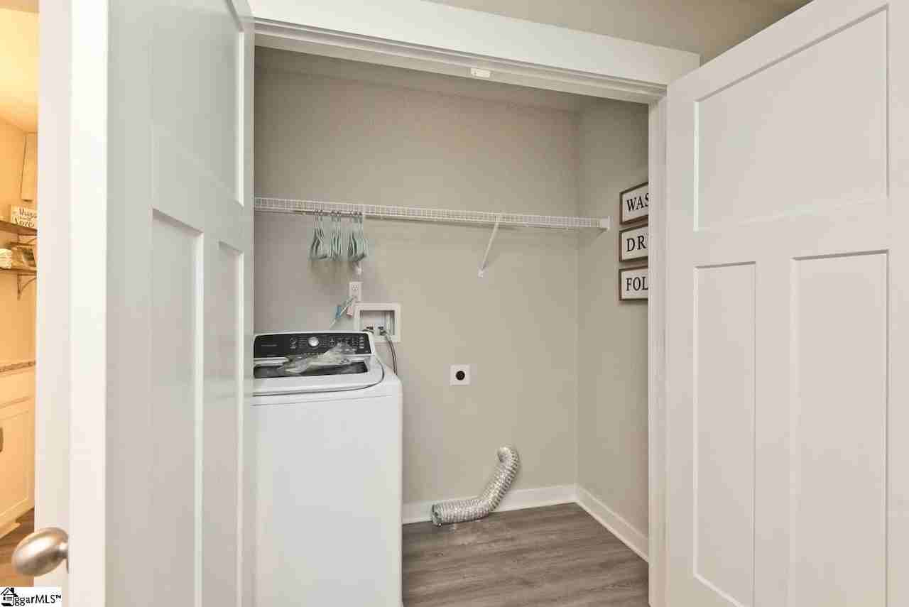 100 Evergrace Way - Photo 5 of 15