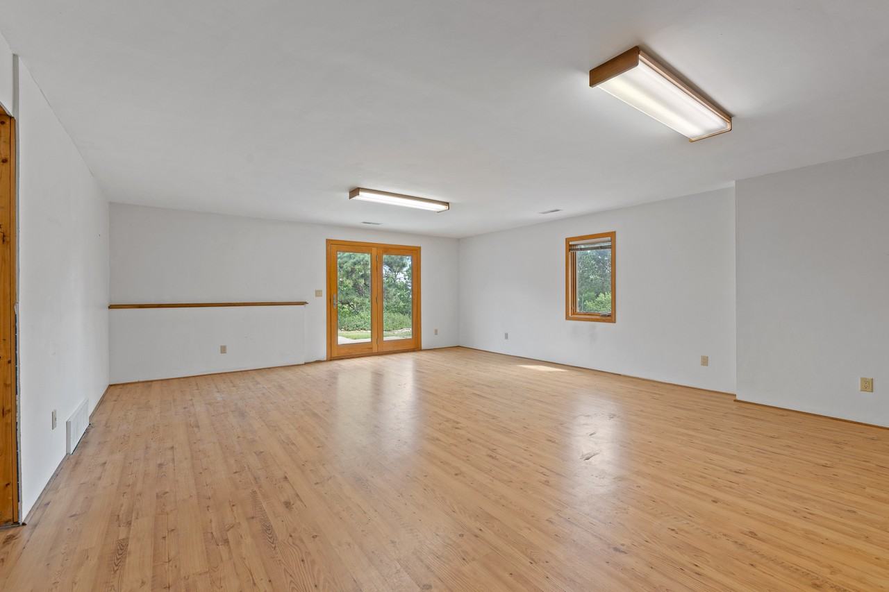 1132 Enchantment Rd #1 - Photo 7 of 35