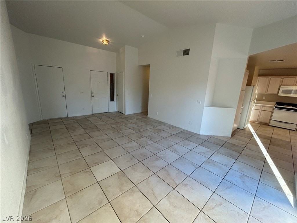 4718 Checker Way - Photo 4 of 28