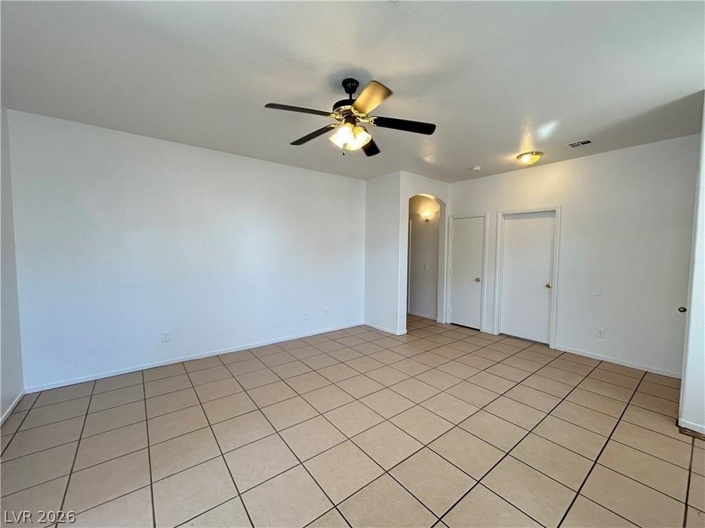 2685 Park Creek Ln - Photo 2 of 15