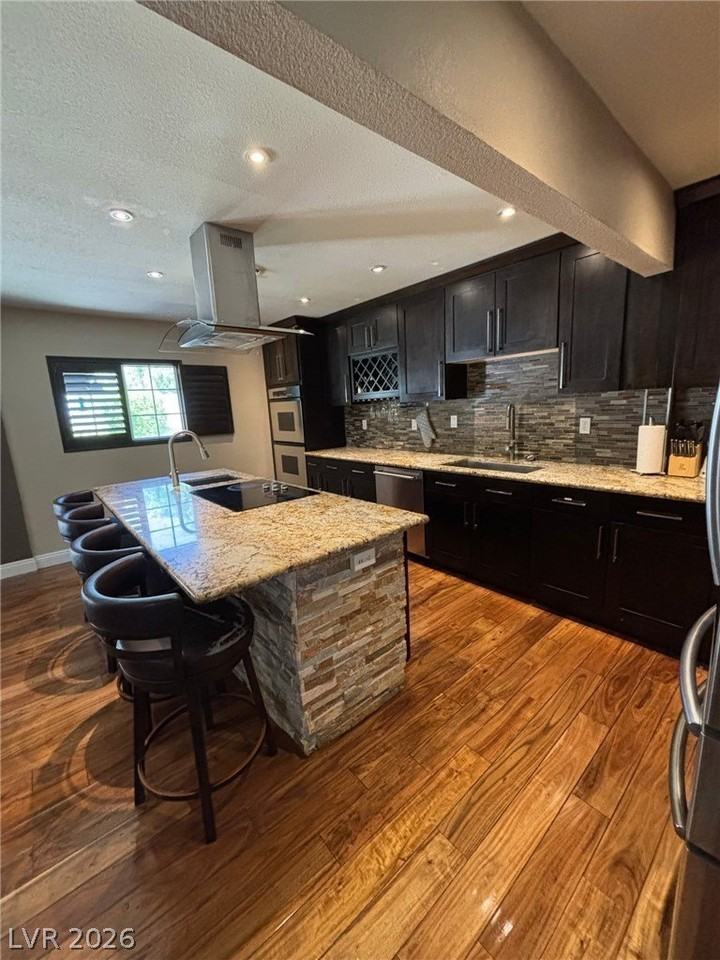 2712 W Oakey Blvd - Photo 5 of 31
