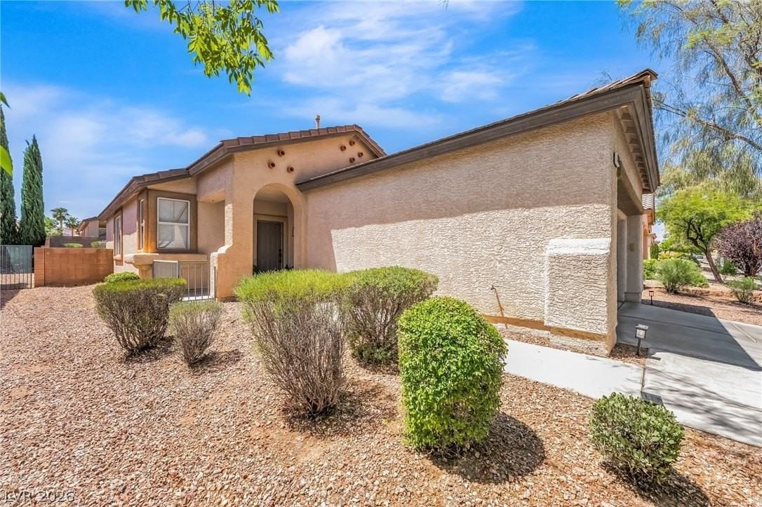 2691 Wind Spinner St - Photo 5 of 38