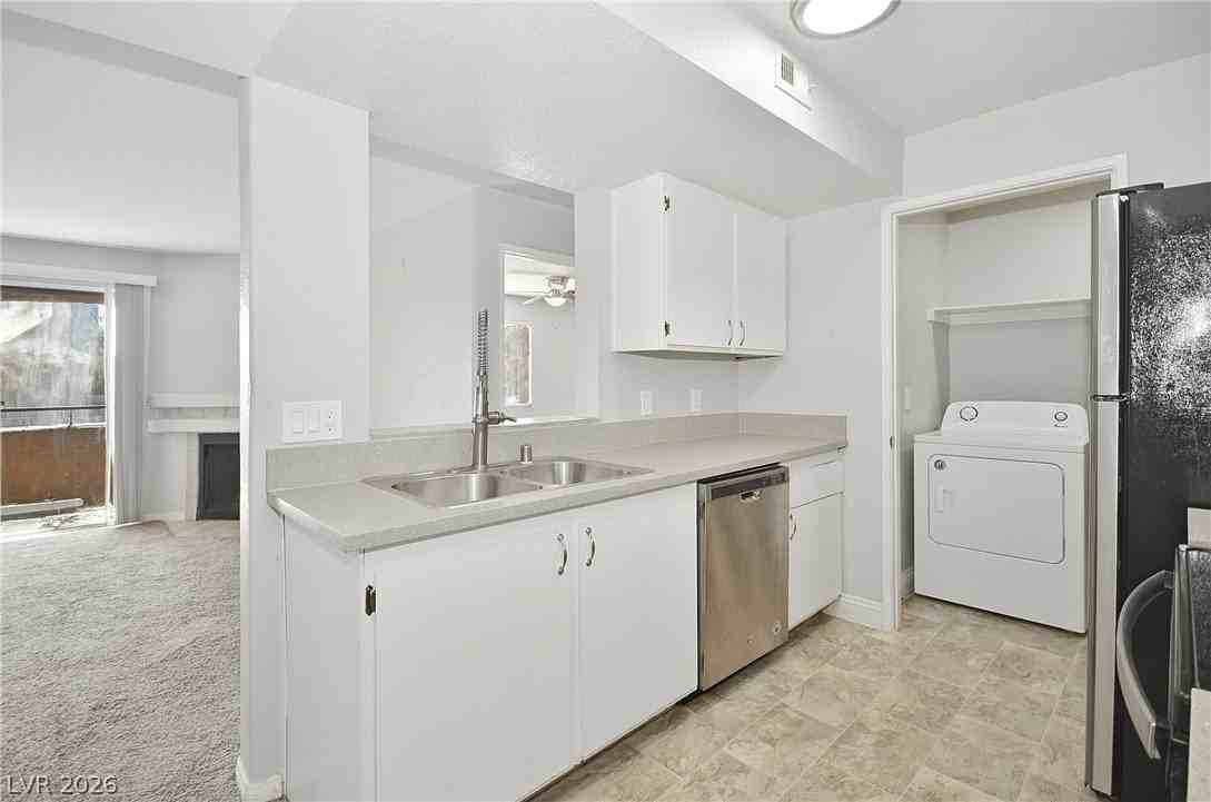 220 Mission Catalina Ln #207 - Photo 2 of 19