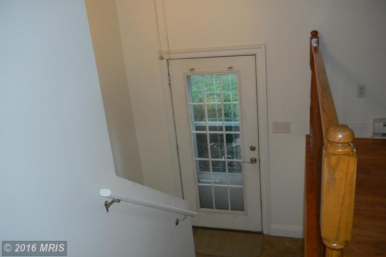 20 West Ln - Photo 3 of 25