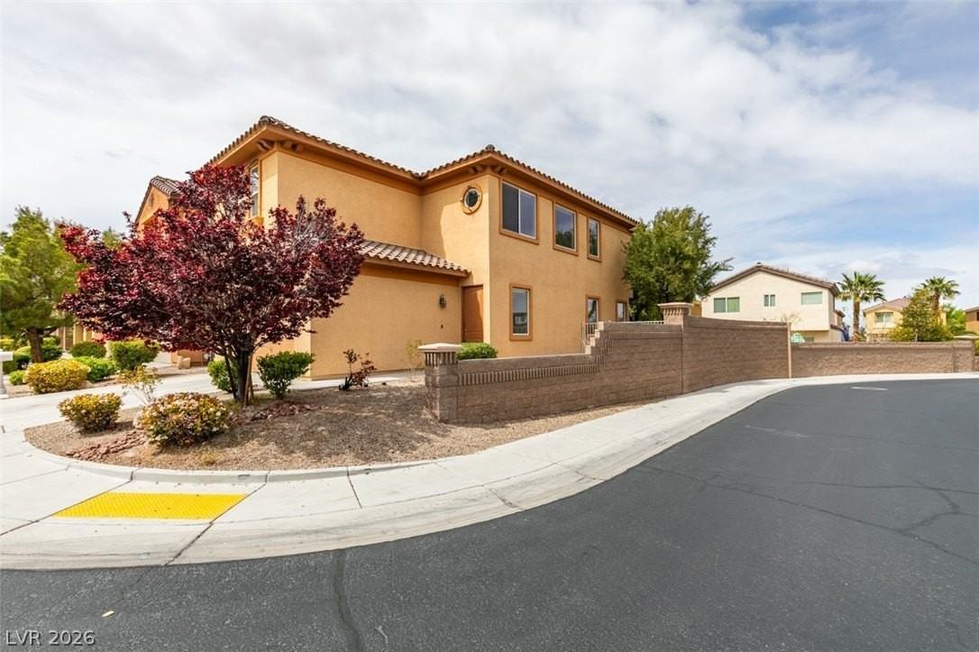 284 Trailing Putt Way - Photo 3 of 50