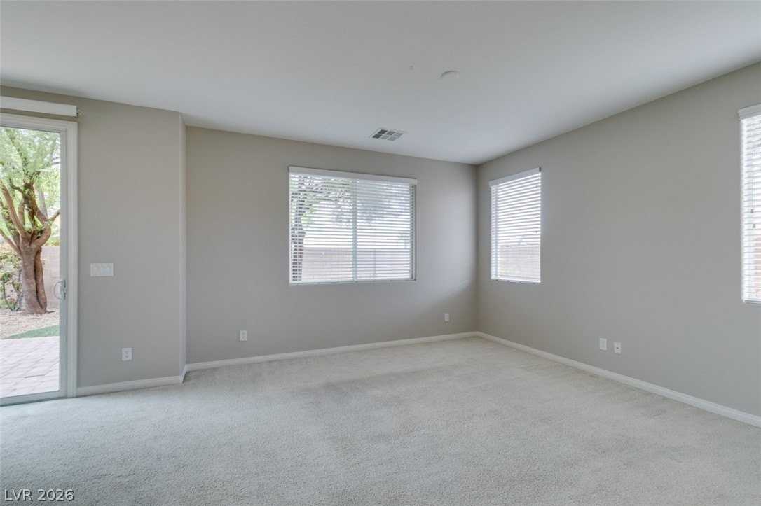 284 Trailing Putt Way - Photo 7 of 50