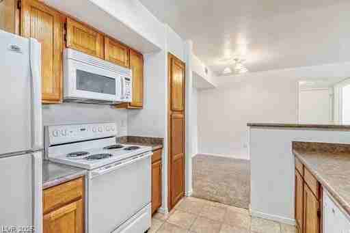 7255 W Sunset Rd #2172