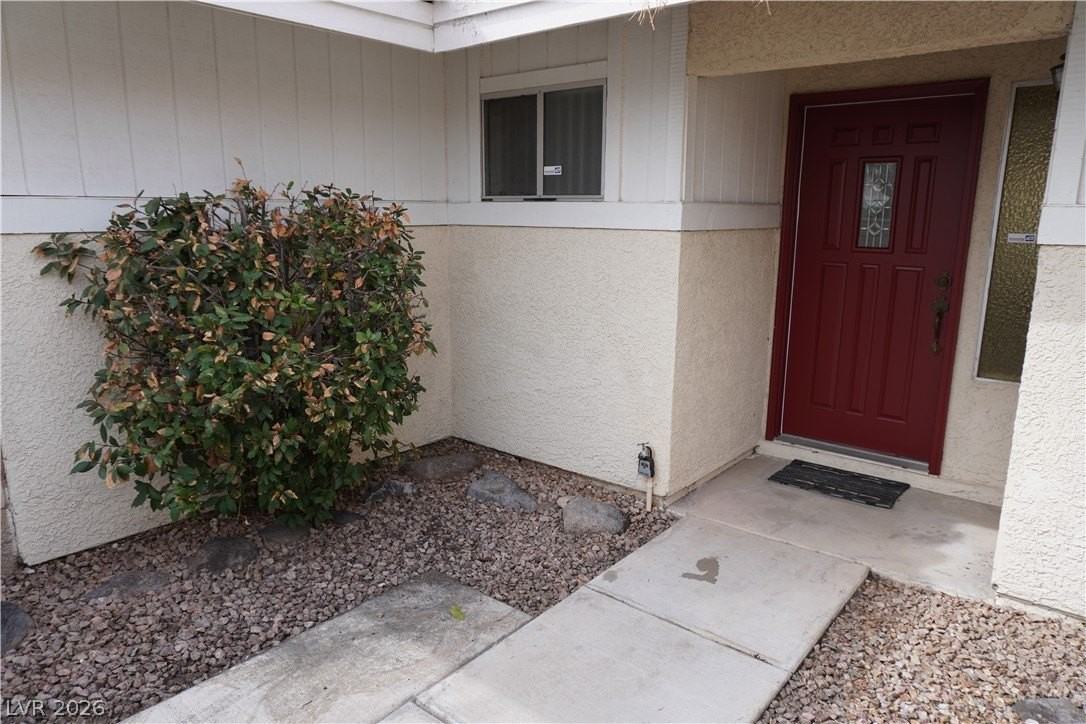 8328 Del Rey Ave - Photo 3 of 38