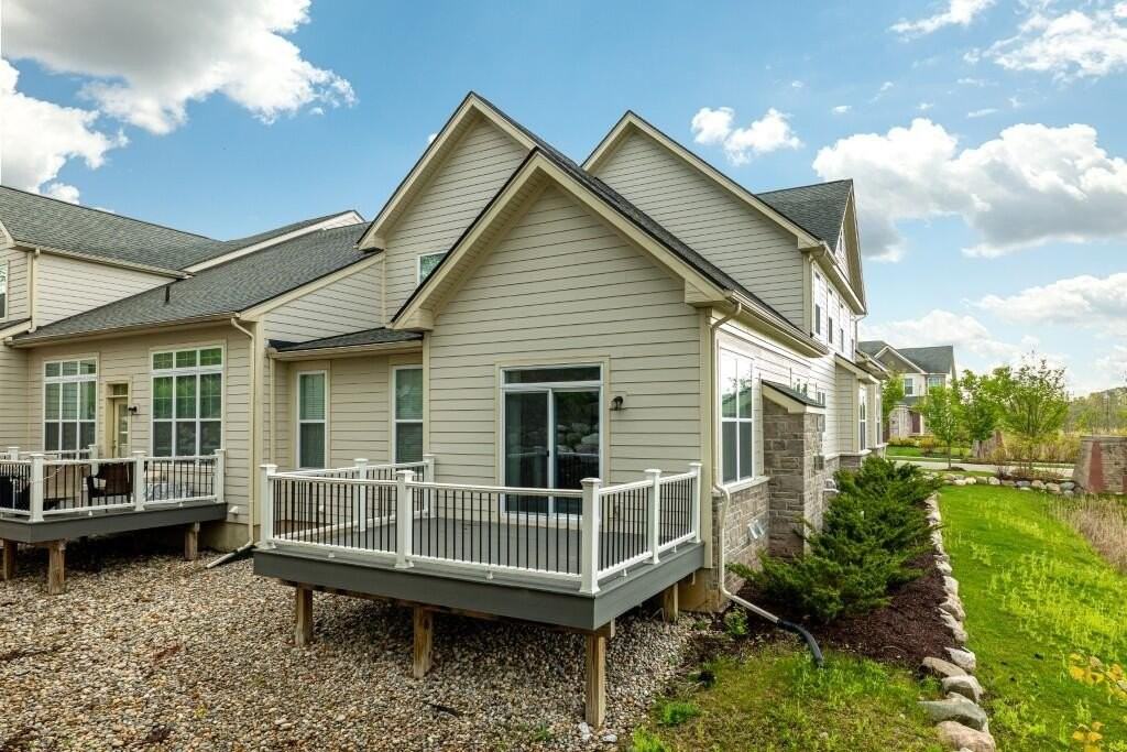 3000 N Spurway Dr - Photo 4 of 50