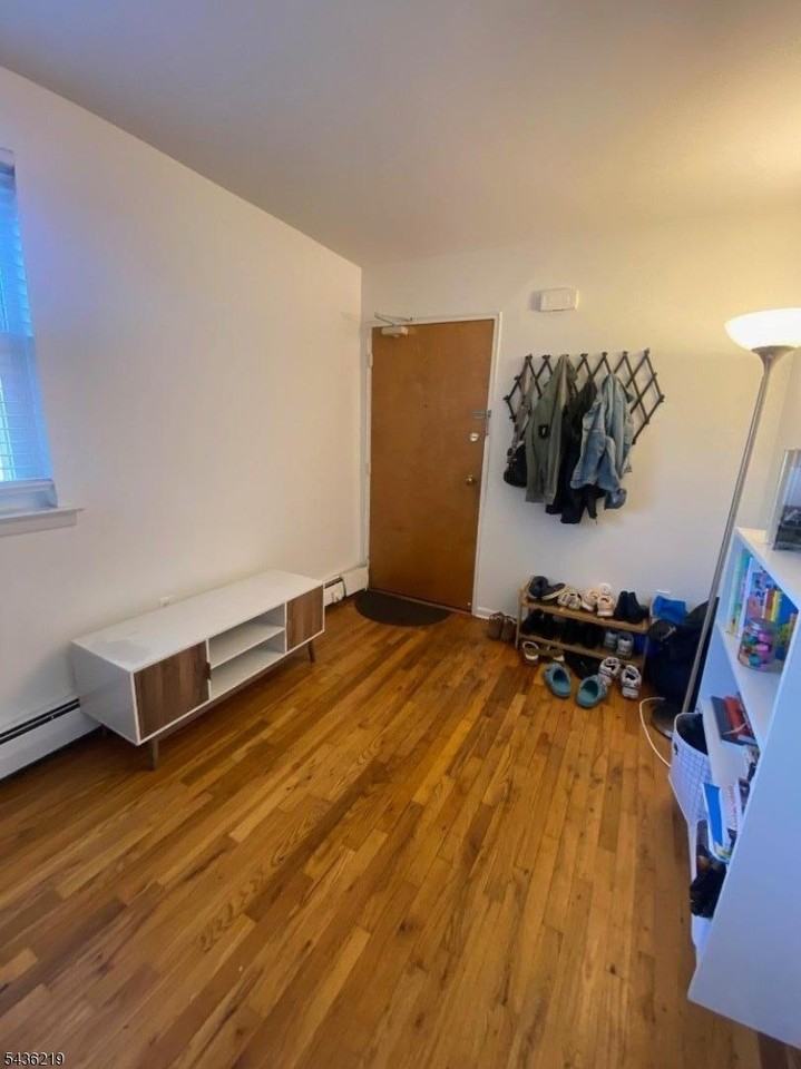 45 Wilfred St #9 - Photo 3 of 13