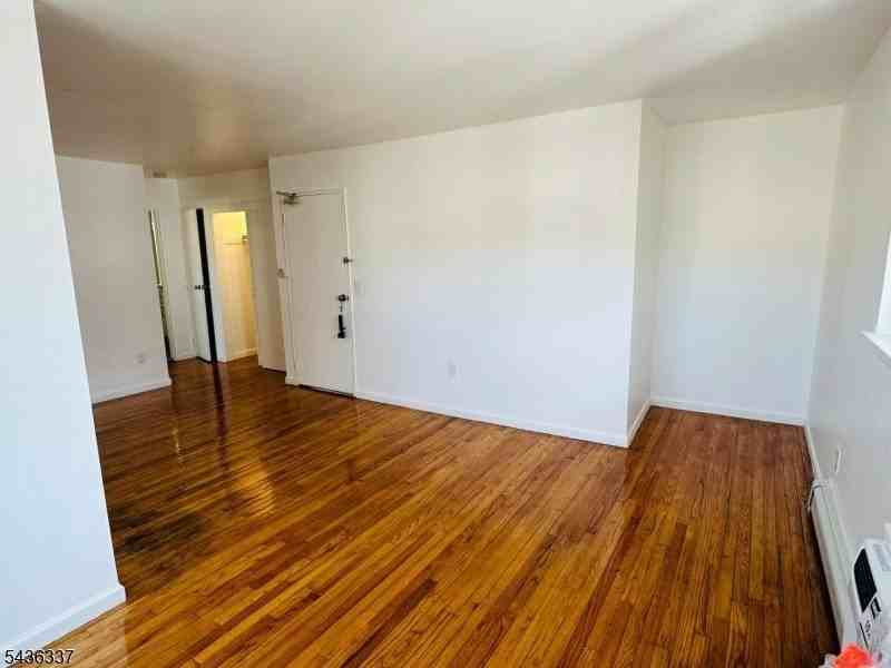 162 Spring St #4 - Photo 4 of 9