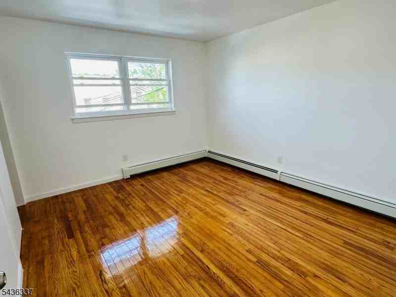 162 Spring St #4 - Photo 6 of 9