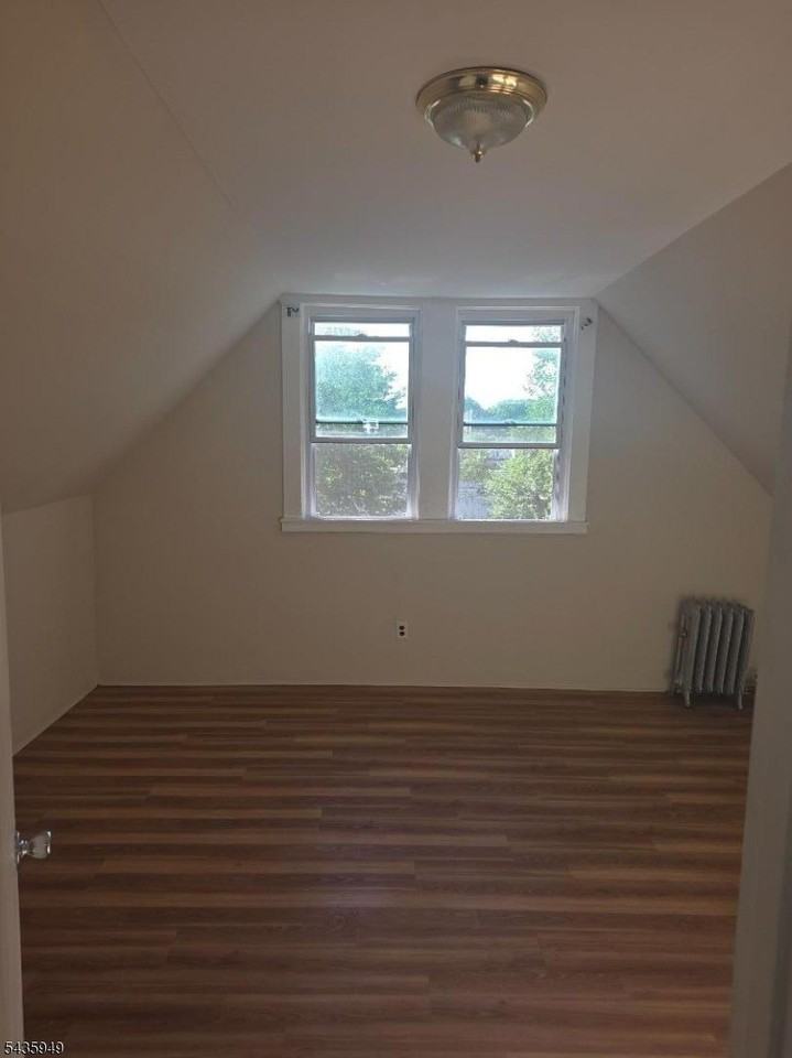 155 N Maple Ave - Photo 3 of 10