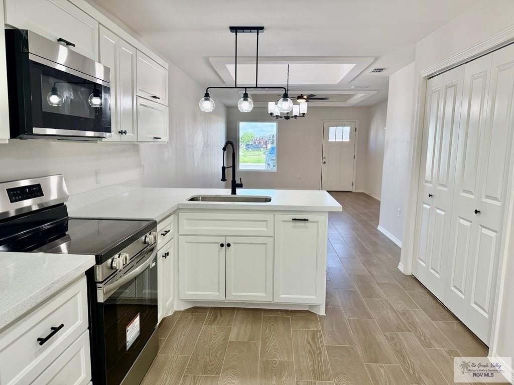 1570 Los Alamos St #A - Photo 6 of 13