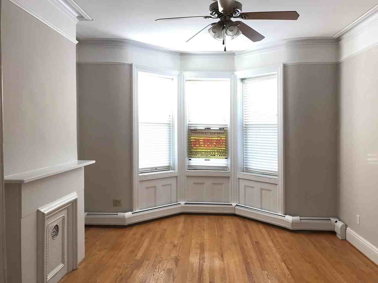 342 Pavonia Ave #1 - Photo 7 of 20