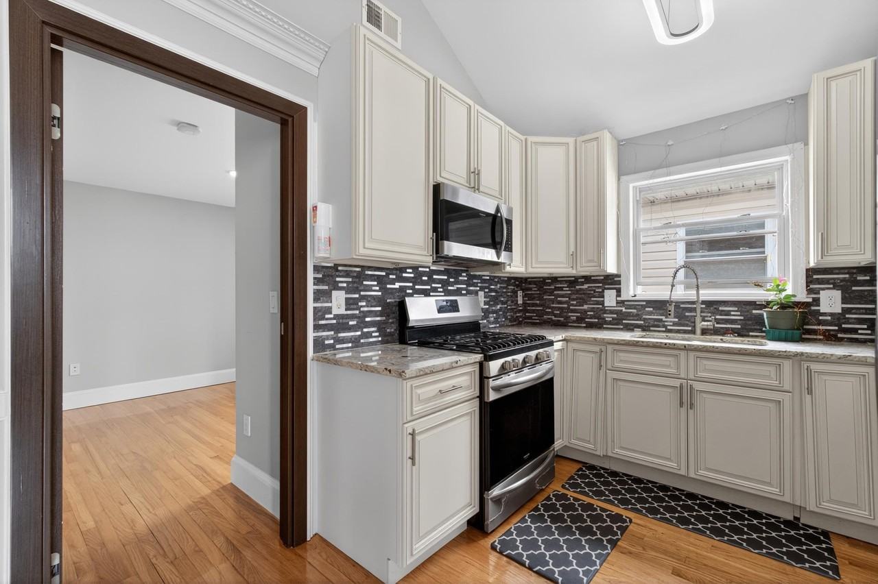 188 Lembeck Ave #2 - Photo 7 of 17