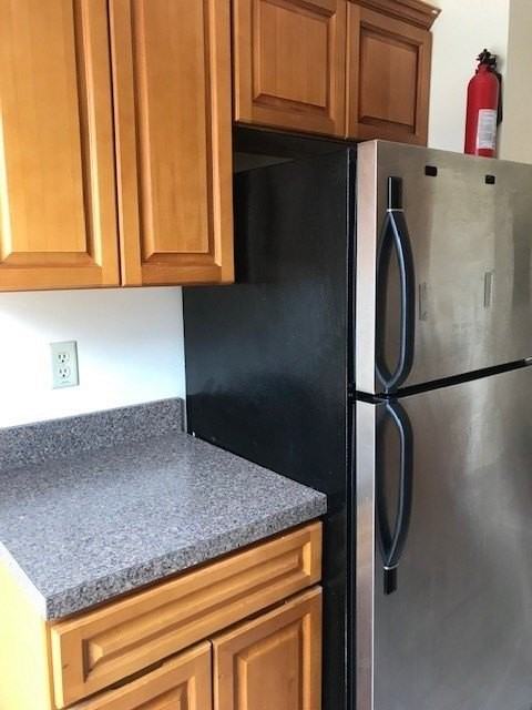 759 Avenue A #6 - Photo 5 of 12