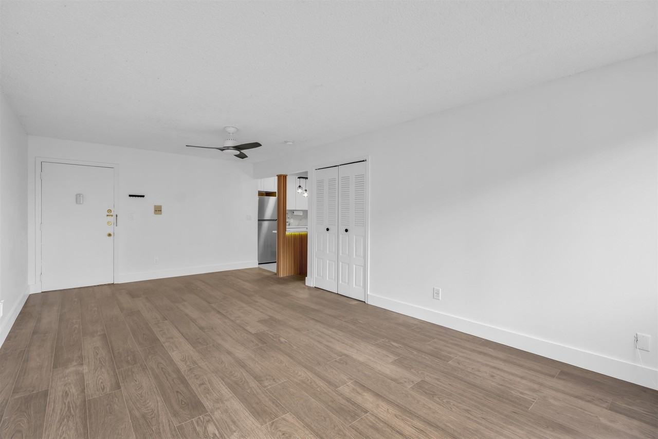 1901 Kennedy Blvd #202 - Photo 6 of 14