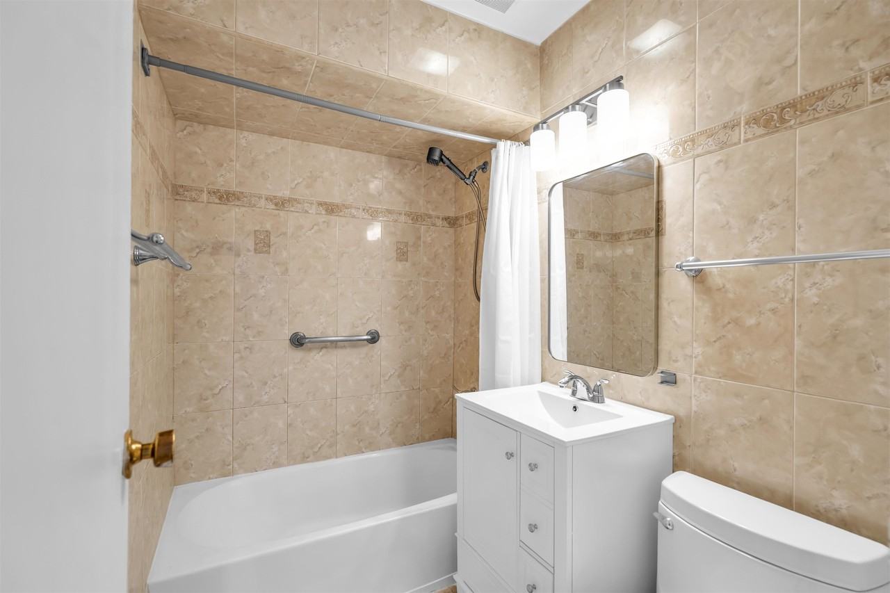1901 Kennedy Blvd #202 - Photo 7 of 14