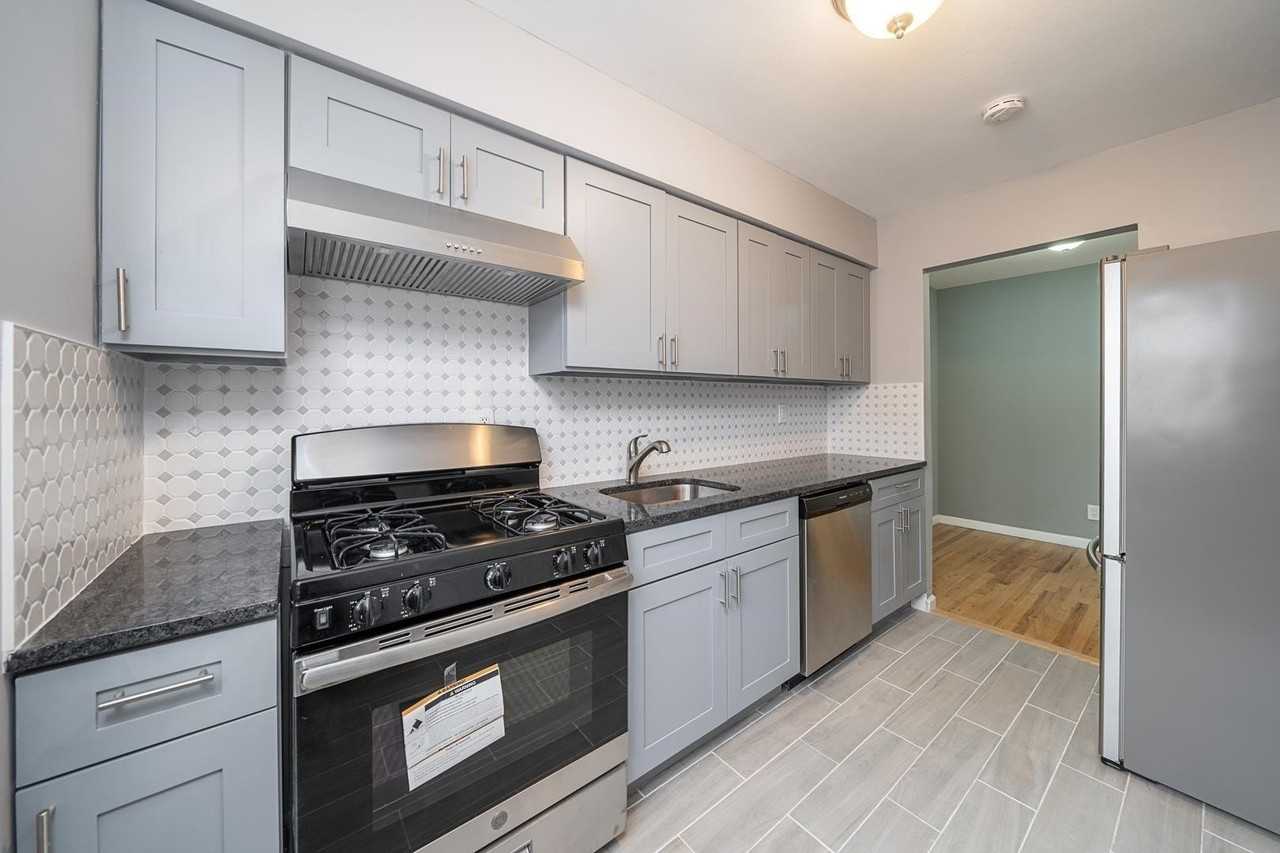 9 Exeter Rd #1 - Photo 6 of 13