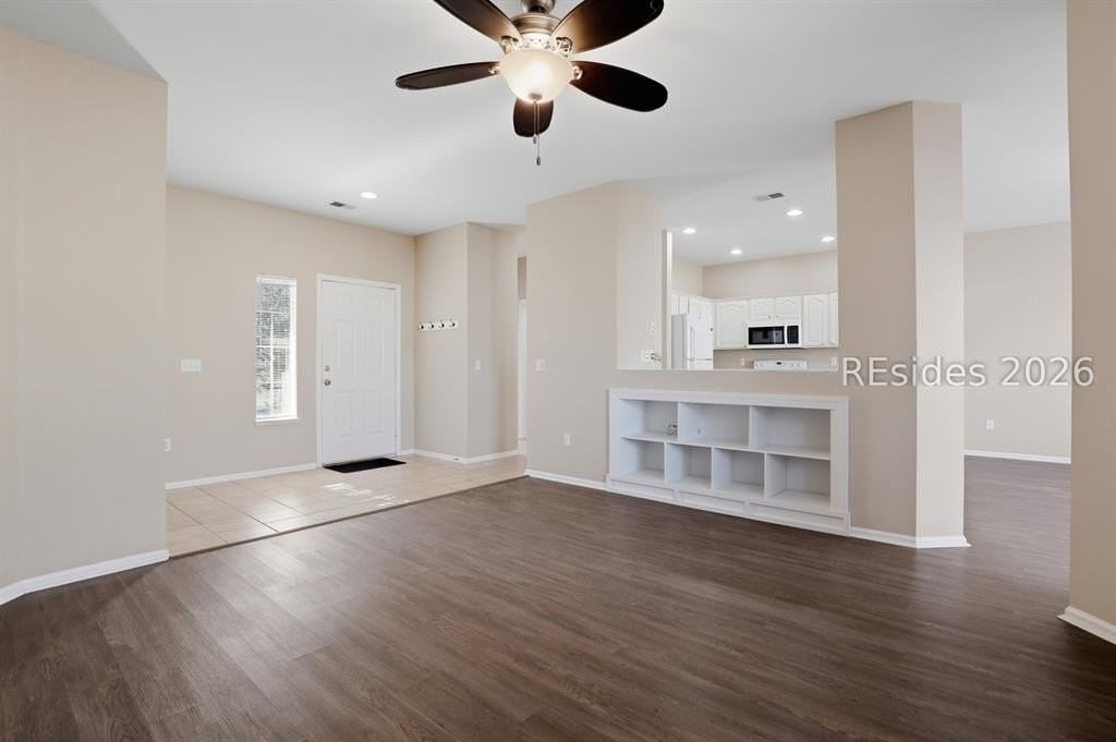 238 Colonel Thomas Heyward Rd - Photo 7 of 50