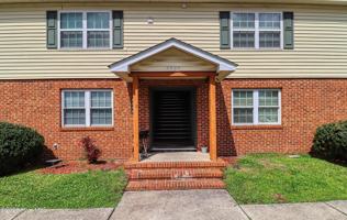 featured image of 2322 Indian Dr #A3