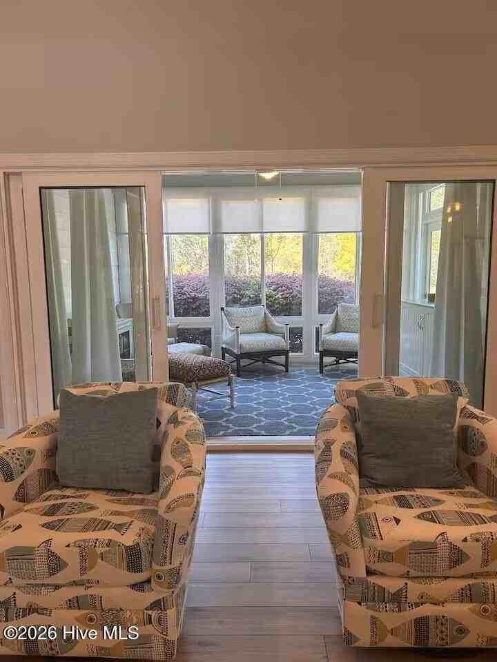 1444 Cassidy Ct - Photo 4 of 16