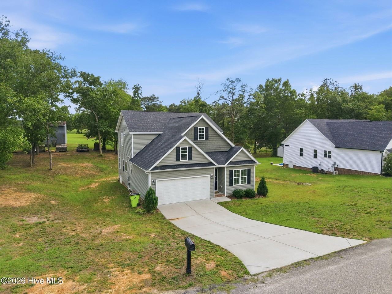 105 Village Dr - Photo 6 of 50
