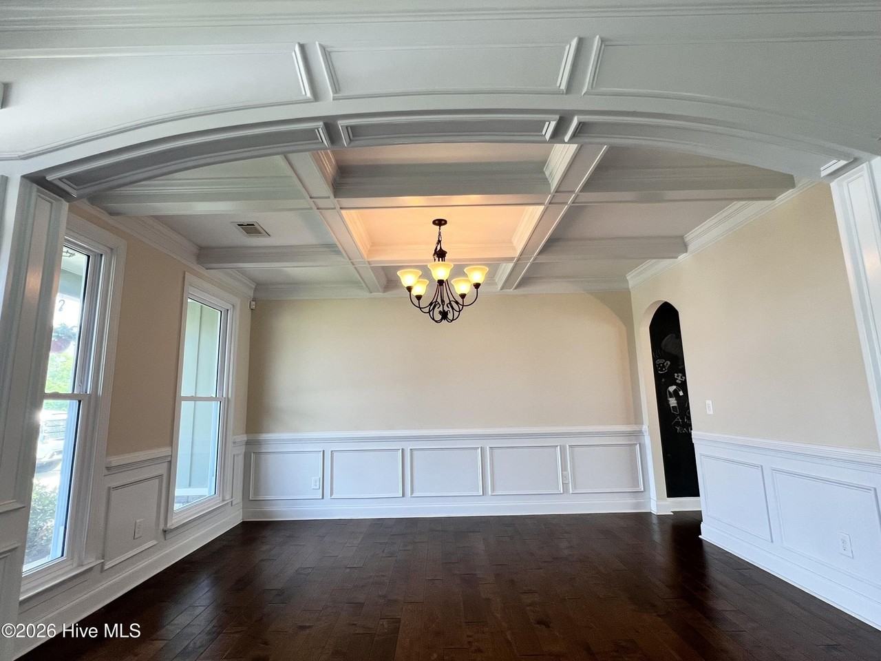 327 Clearwater Ln - Photo 6 of 50